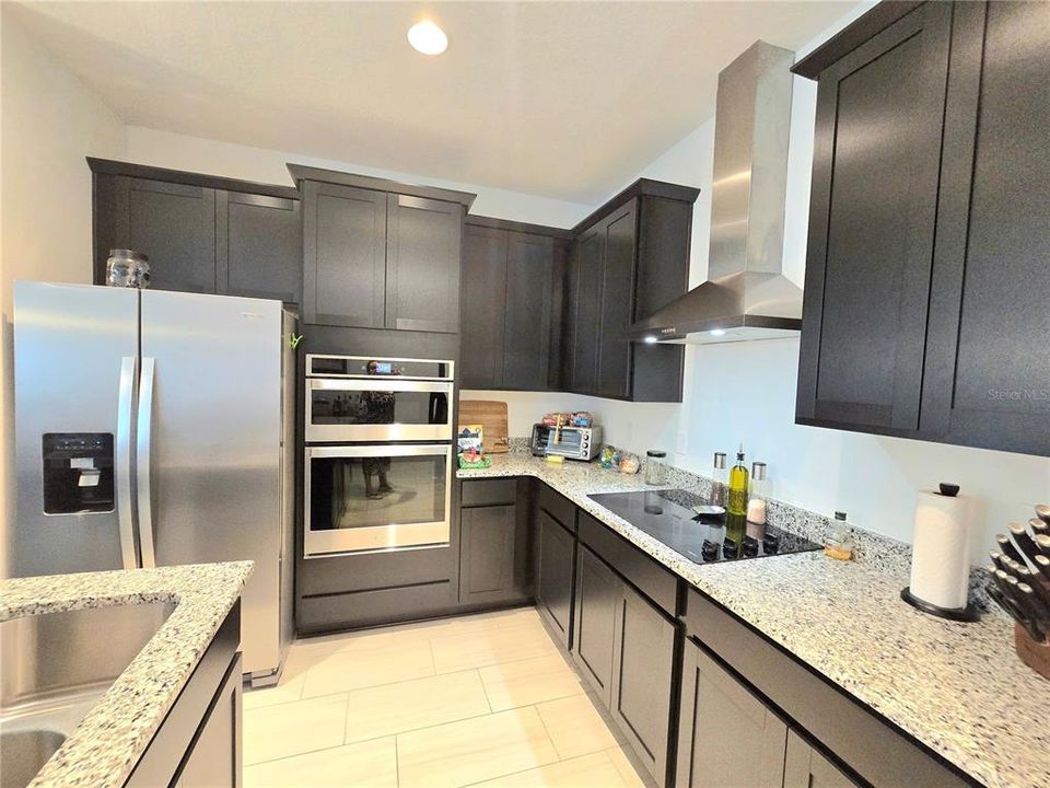 For Sale: $395,000 (4 beds, 2 baths, 1603 Square Feet)
