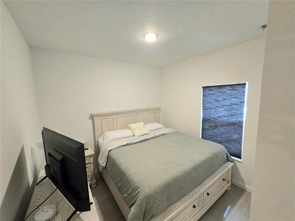 For Sale: $395,000 (4 beds, 2 baths, 1603 Square Feet)