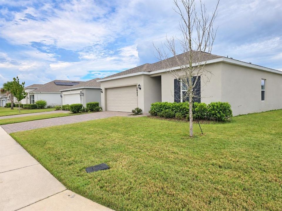For Sale: $395,000 (4 beds, 2 baths, 1603 Square Feet)