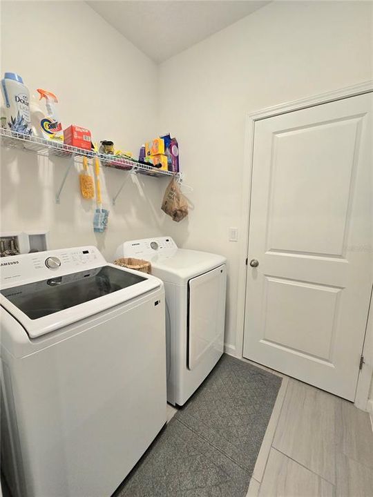 For Sale: $395,000 (4 beds, 2 baths, 1603 Square Feet)