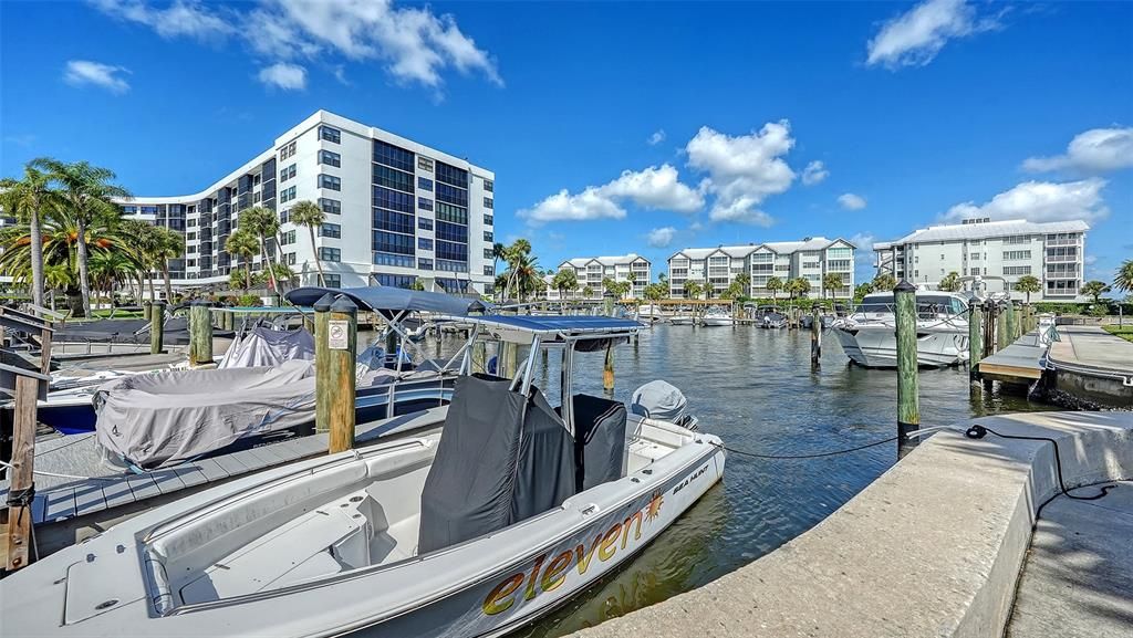 En Venta: $719,000 (2 camas, 2 baños, 1056 Pies cuadrados)