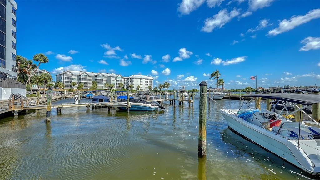 En Venta: $719,000 (2 camas, 2 baños, 1056 Pies cuadrados)