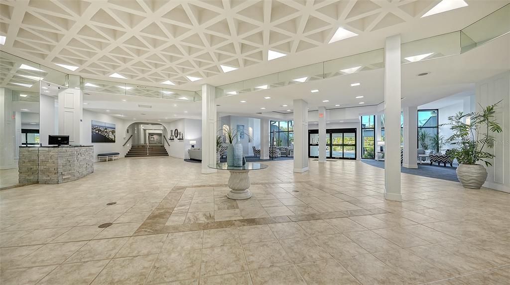En Venta: $719,000 (2 camas, 2 baños, 1056 Pies cuadrados)