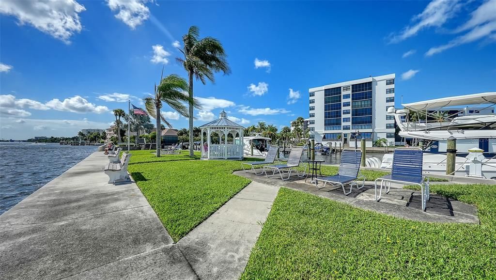 En Venta: $719,000 (2 camas, 2 baños, 1056 Pies cuadrados)