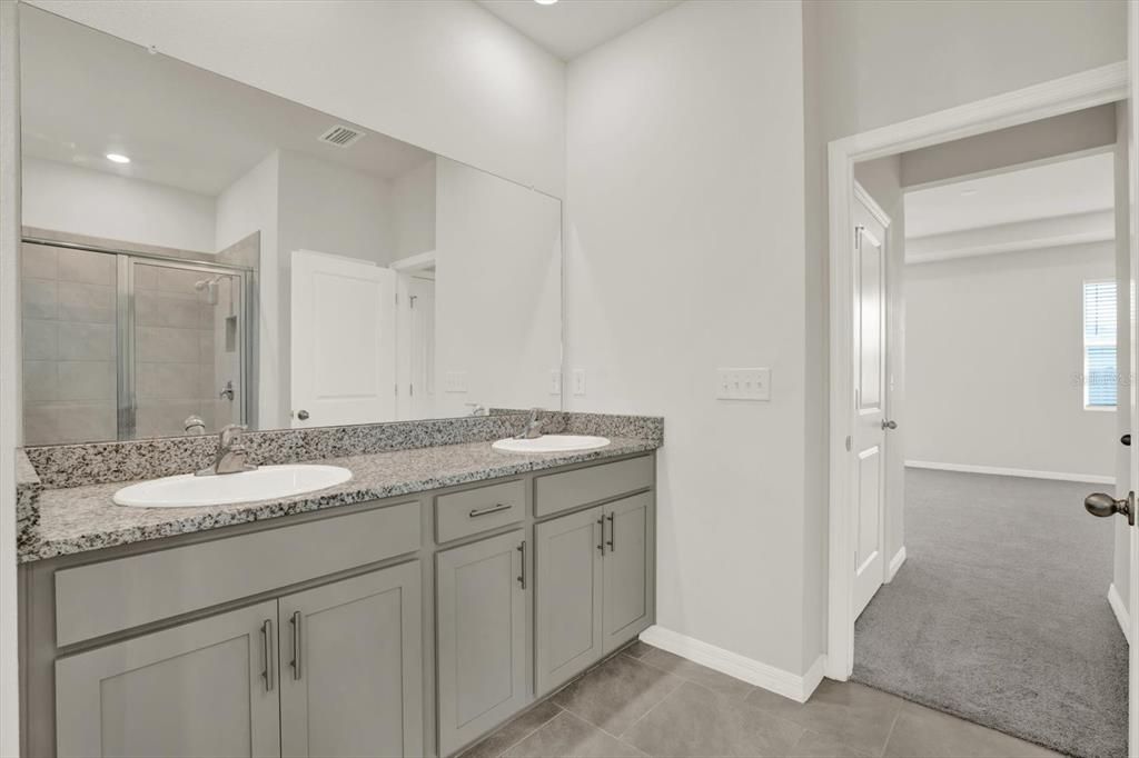 For Sale: $410,000 (4 beds, 2 baths, 2046 Square Feet)