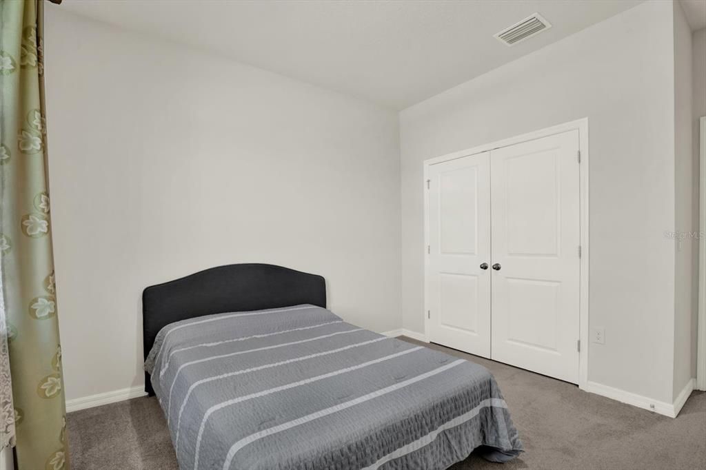 For Sale: $410,000 (4 beds, 2 baths, 2046 Square Feet)