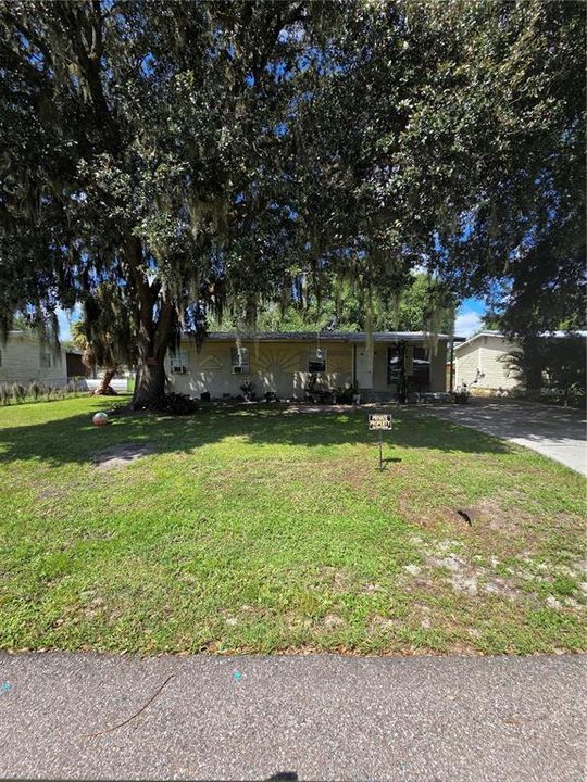 For Sale: $189,000 (3 beds, 1 baths, 1152 Square Feet)