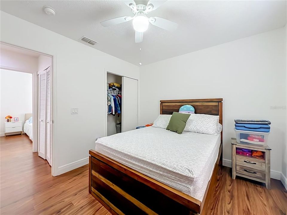 For Sale: $225,000 (3 beds, 2 baths, 1162 Square Feet)