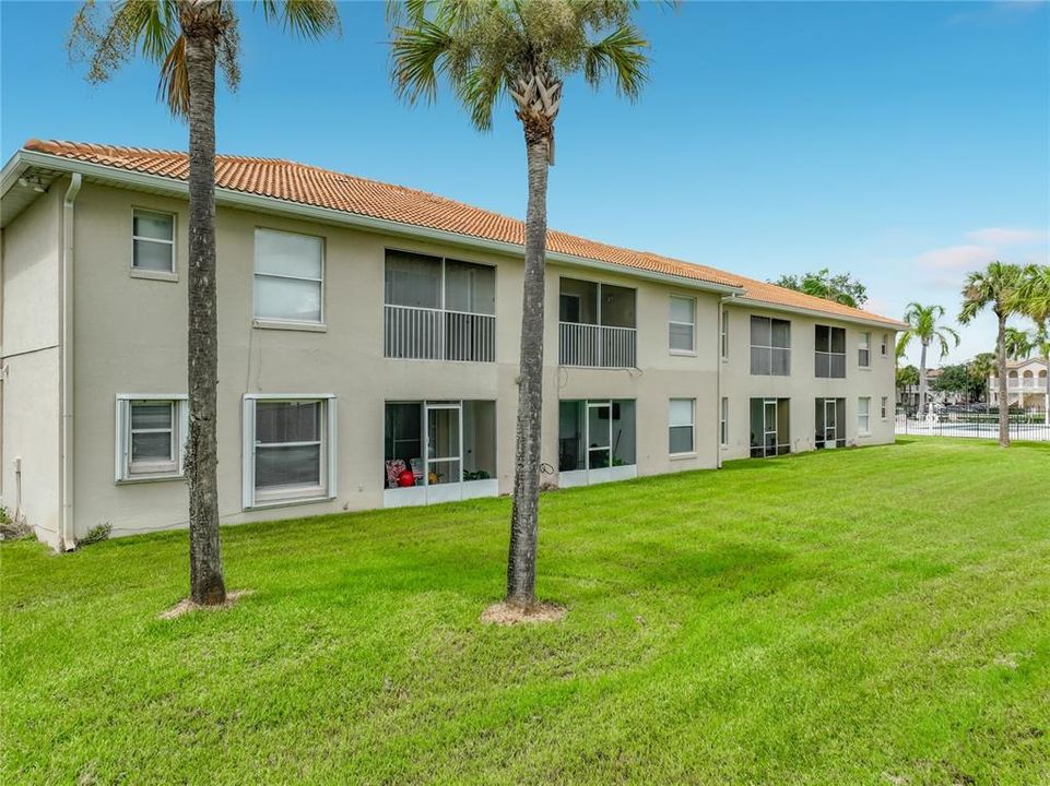 For Sale: $225,000 (3 beds, 2 baths, 1162 Square Feet)