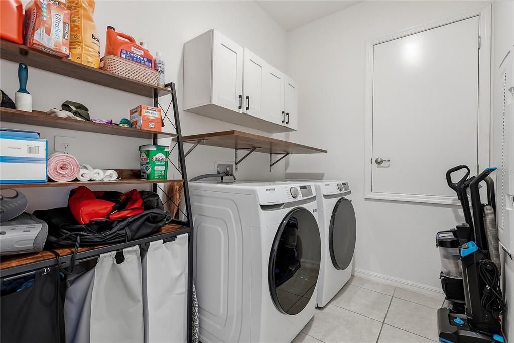 En Venta: $459,000 (3 camas, 2 baños, 1978 Pies cuadrados)