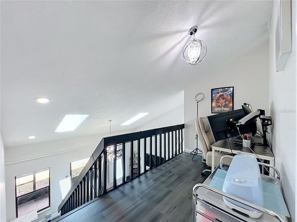 En Venta: $275,000 (2 camas, 2 baños, 1091 Pies cuadrados)