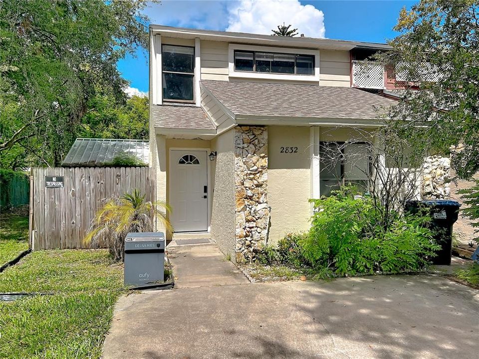 En Venta: $275,000 (2 camas, 2 baños, 1091 Pies cuadrados)