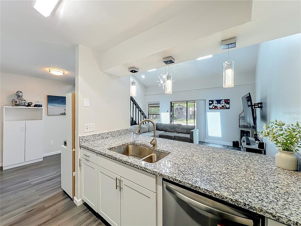 En Venta: $275,000 (2 camas, 2 baños, 1091 Pies cuadrados)