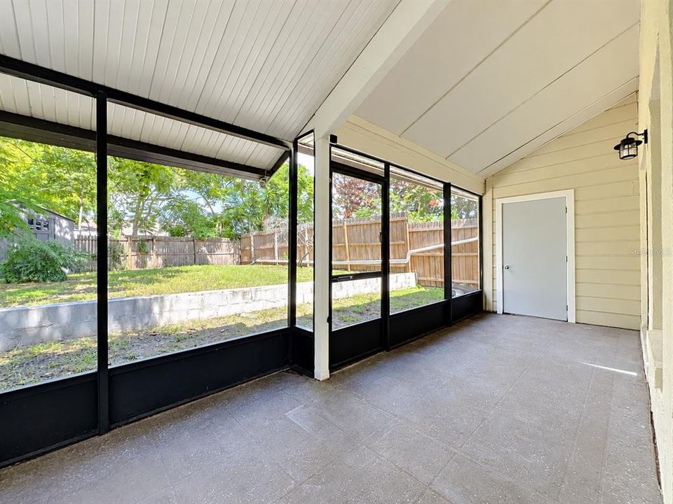 En Venta: $275,000 (2 camas, 2 baños, 1091 Pies cuadrados)