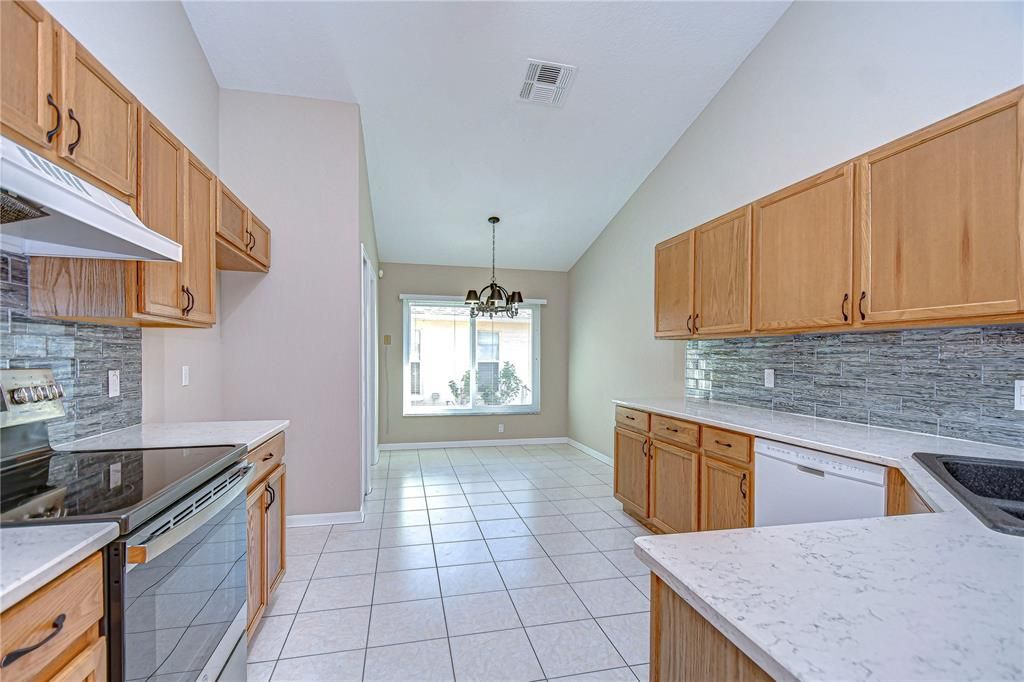 For Sale: $385,000 (4 beds, 2 baths, 1769 Square Feet)