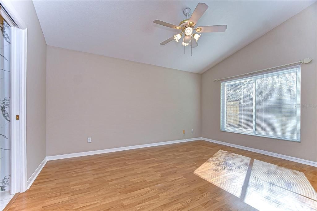 For Sale: $385,000 (4 beds, 2 baths, 1769 Square Feet)