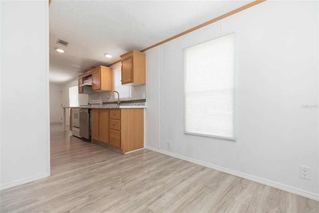For Rent: $2,050 (3 beds, 2 baths, 1152 Square Feet)