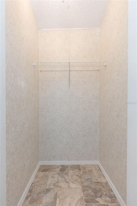 For Rent: $2,050 (3 beds, 2 baths, 1152 Square Feet)