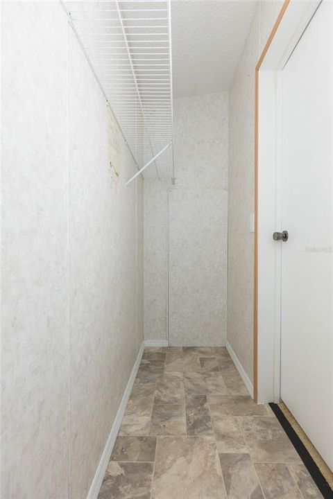 For Rent: $2,050 (3 beds, 2 baths, 1152 Square Feet)