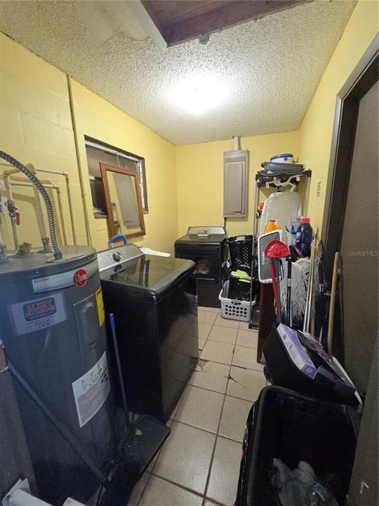 For Sale: $189,000 (3 beds, 1 baths, 1510 Square Feet)