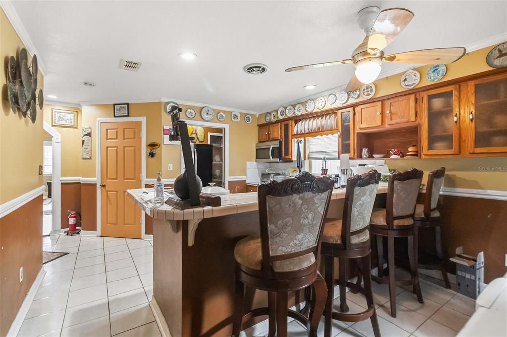 На продажу: $329,900 (3 спален, 2 ванн, 1644 Квадратных фут)