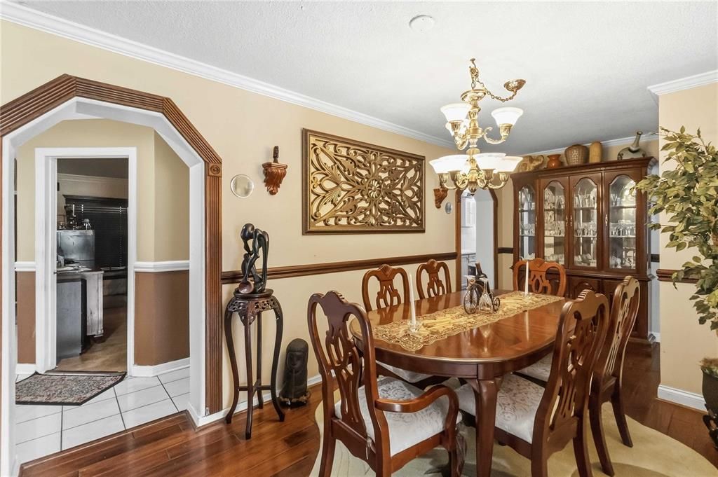 На продажу: $329,900 (3 спален, 2 ванн, 1644 Квадратных фут)
