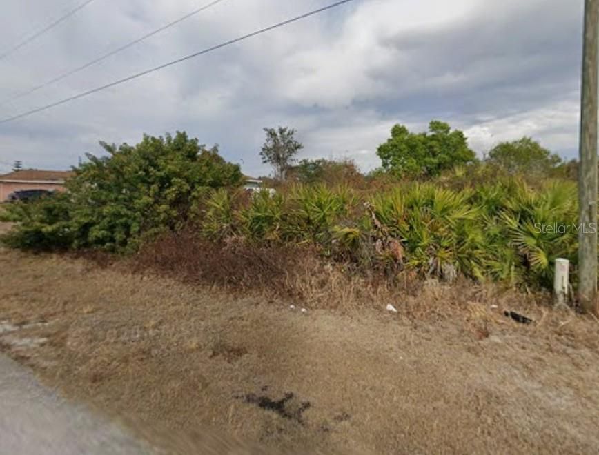 合同活跃: $15,000 (0.25 acres)
