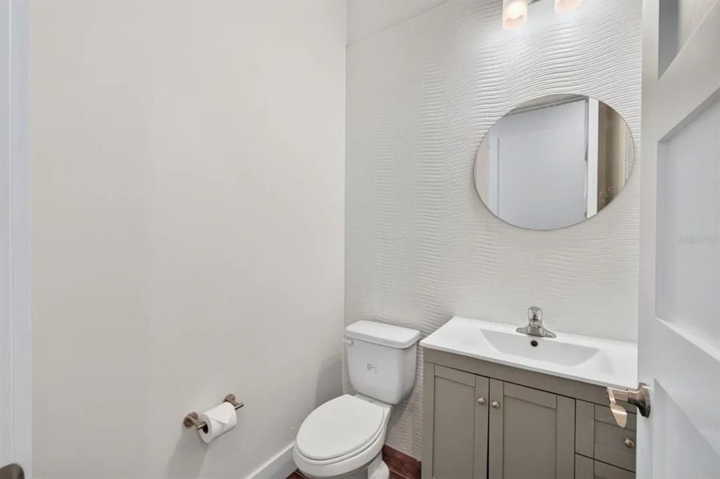 For Sale: $750,000 (4 beds, 2 baths, 2050 Square Feet)