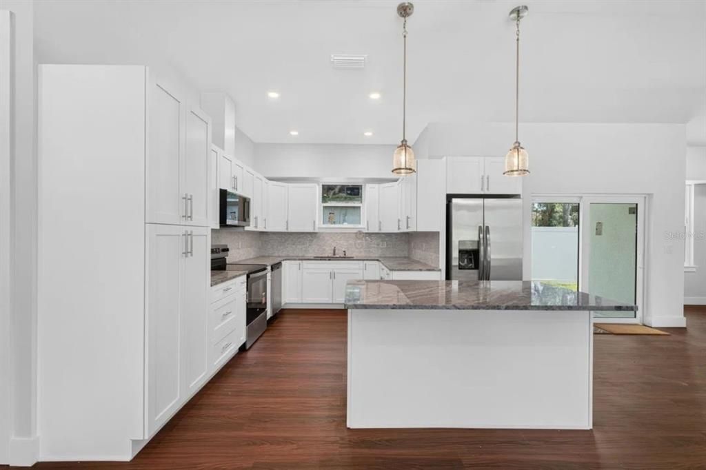 For Sale: $750,000 (4 beds, 2 baths, 2050 Square Feet)
