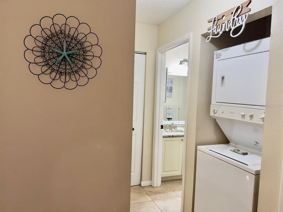 En Venta: $255,000 (2 camas, 2 baños, 1174 Pies cuadrados)