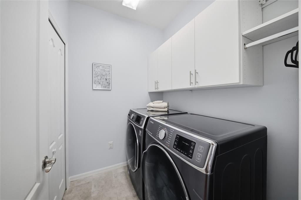 For Sale: $399,000 (3 beds, 2 baths, 1744 Square Feet)