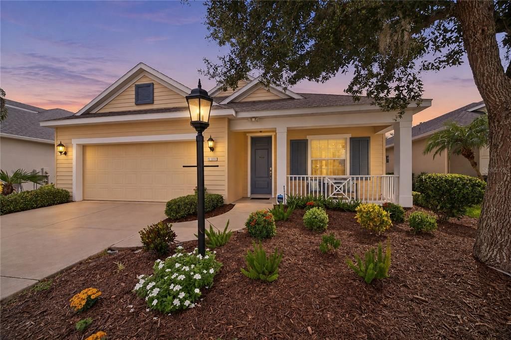 For Sale: $399,000 (3 beds, 2 baths, 1744 Square Feet)