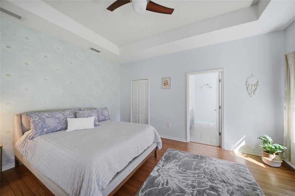 For Sale: $399,000 (3 beds, 2 baths, 1744 Square Feet)