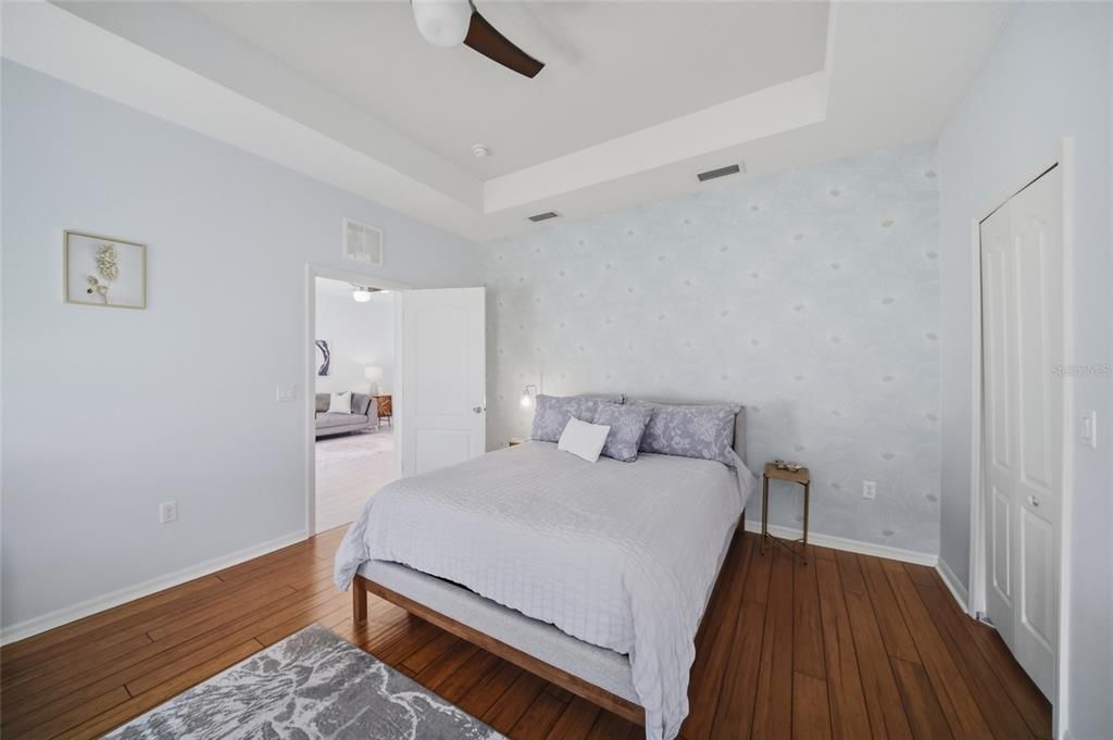 For Sale: $399,000 (3 beds, 2 baths, 1744 Square Feet)