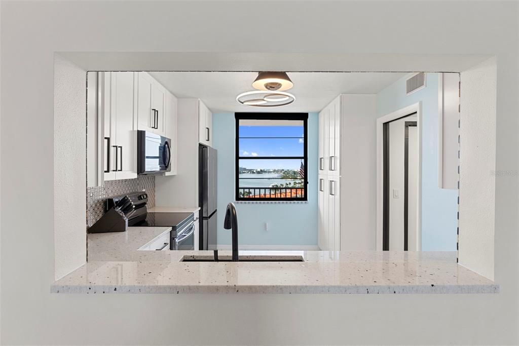 For Sale: $430,000 (2 beds, 2 baths, 1310 Square Feet)