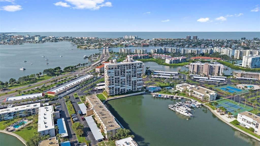For Sale: $430,000 (2 beds, 2 baths, 1310 Square Feet)