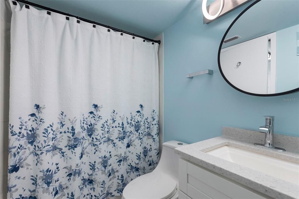 For Sale: $430,000 (2 beds, 2 baths, 1310 Square Feet)