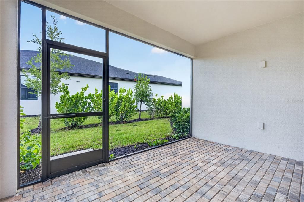 For Rent: $2,600 (3 beds, 2 baths, 1602 Square Feet)