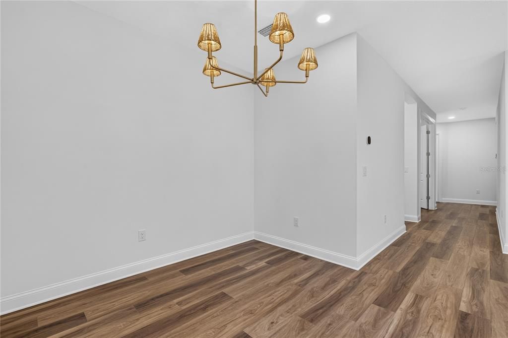 For Rent: $2,600 (3 beds, 2 baths, 1602 Square Feet)