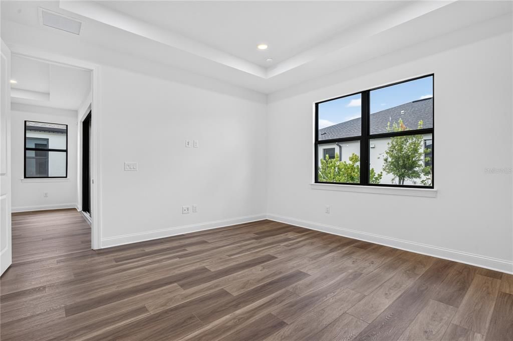 For Rent: $2,600 (3 beds, 2 baths, 1602 Square Feet)