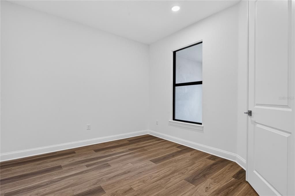 For Rent: $2,600 (3 beds, 2 baths, 1602 Square Feet)