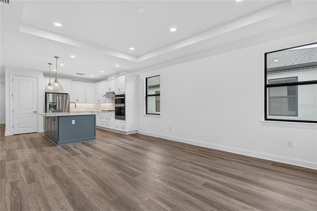 For Rent: $2,600 (3 beds, 2 baths, 1602 Square Feet)