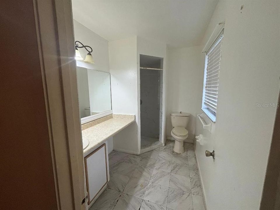 На продажу: $265,000 (4 спален, 3 ванн, 1803 Квадратных фут)