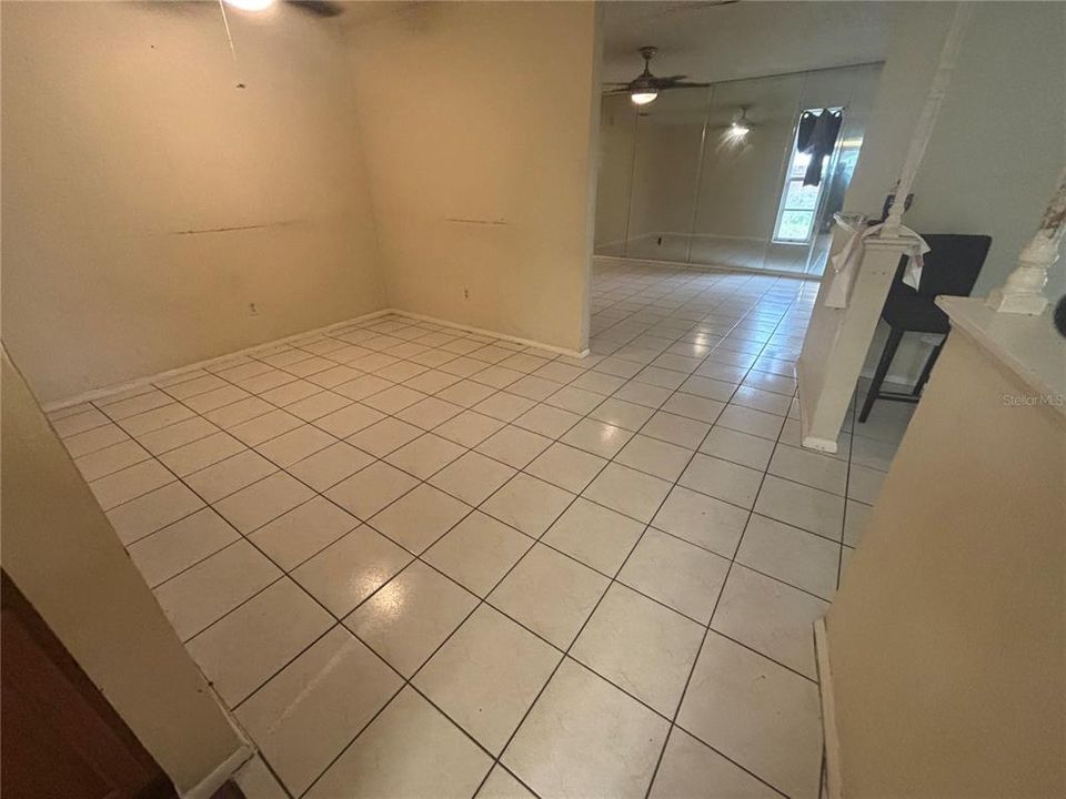 На продажу: $265,000 (4 спален, 3 ванн, 1803 Квадратных фут)