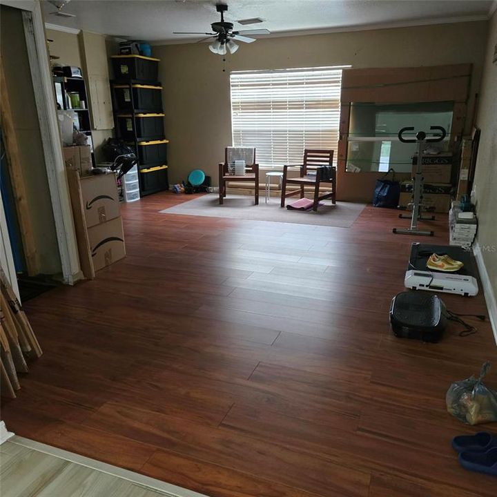 For Sale: $310,000 (3 beds, 2 baths, 1935 Square Feet)