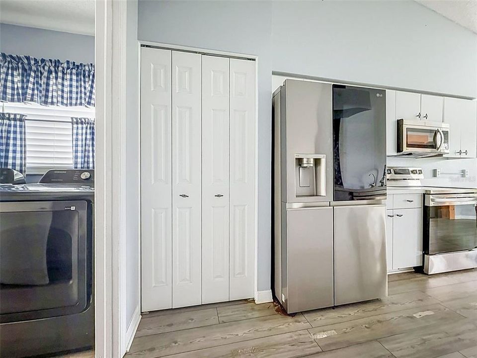 En Venta: $239,900 (2 camas, 2 baños, 1552 Pies cuadrados)