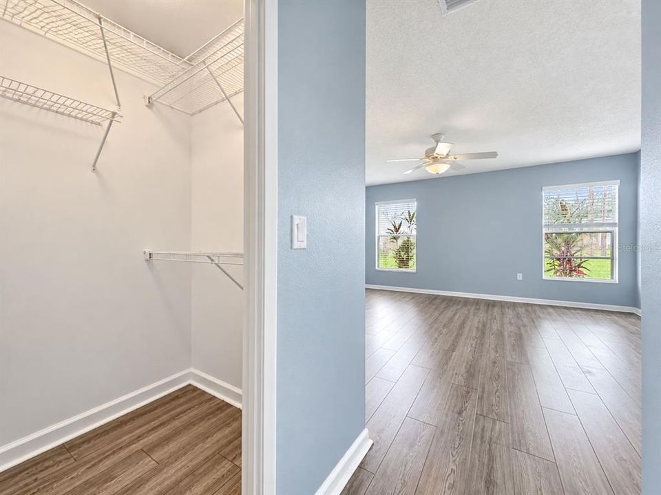 En Venta: $239,900 (2 camas, 2 baños, 1552 Pies cuadrados)
