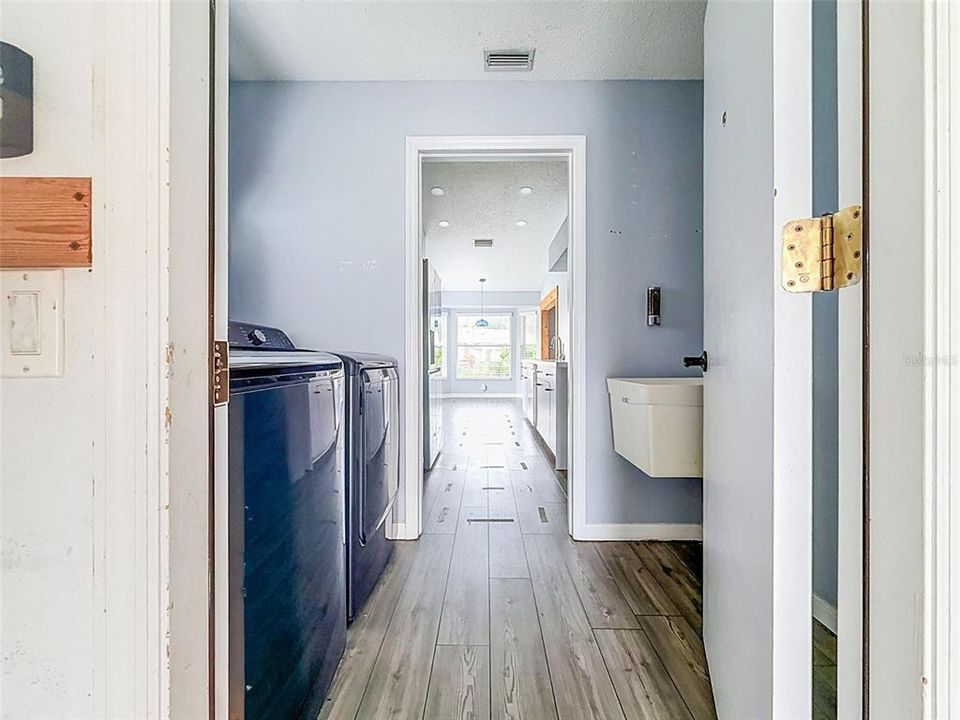En Venta: $239,900 (2 camas, 2 baños, 1552 Pies cuadrados)
