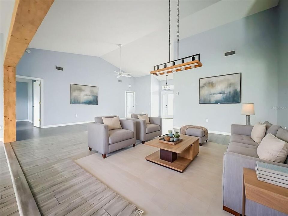 En Venta: $239,900 (2 camas, 2 baños, 1552 Pies cuadrados)