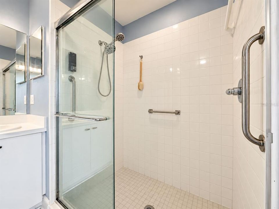 En Venta: $239,900 (2 camas, 2 baños, 1552 Pies cuadrados)